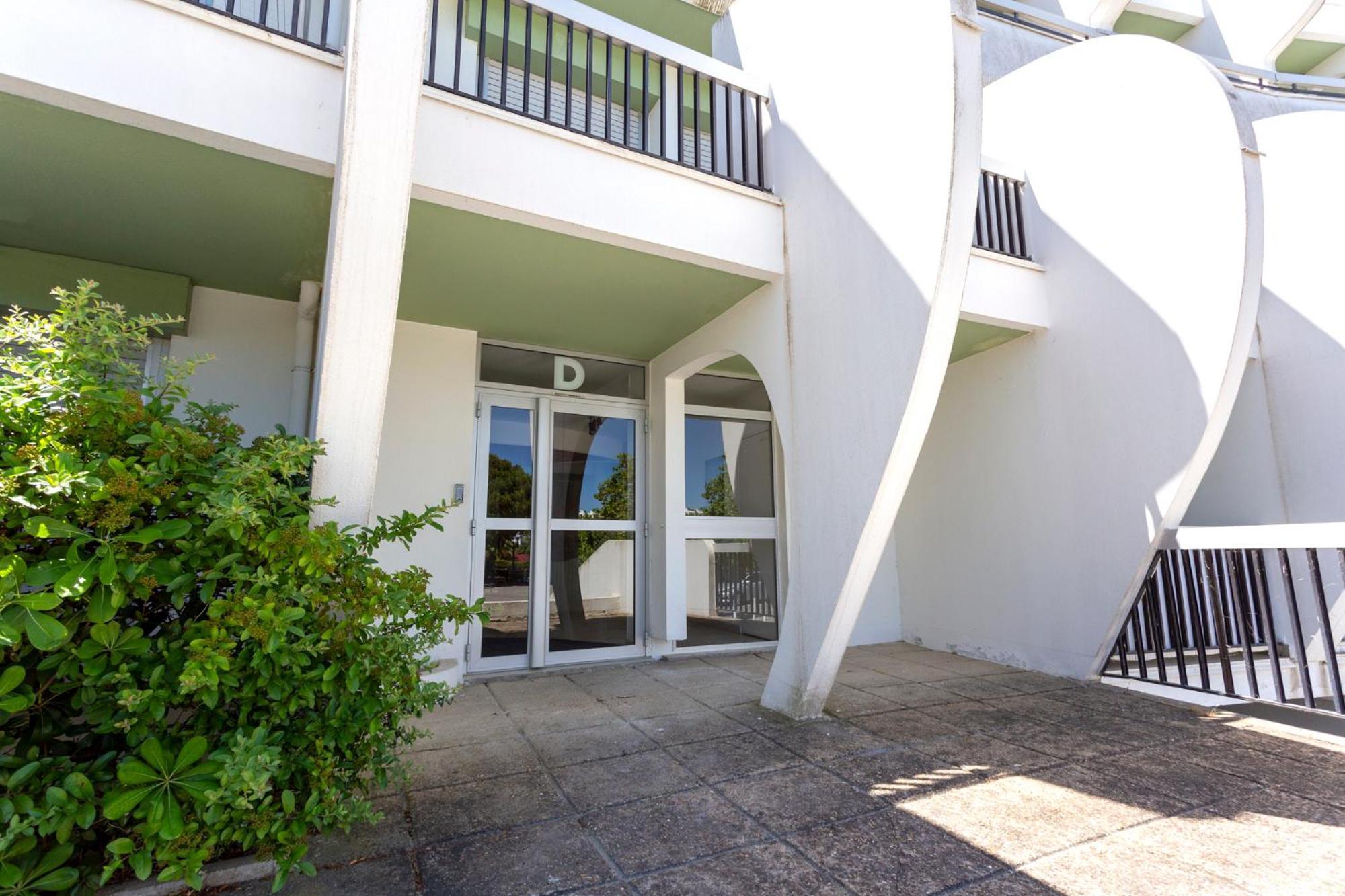 Chez Fabienne - Superbe Appartement Avec Vue Sur La Mer Et Parking La Grande-Motte Eksteriør billede