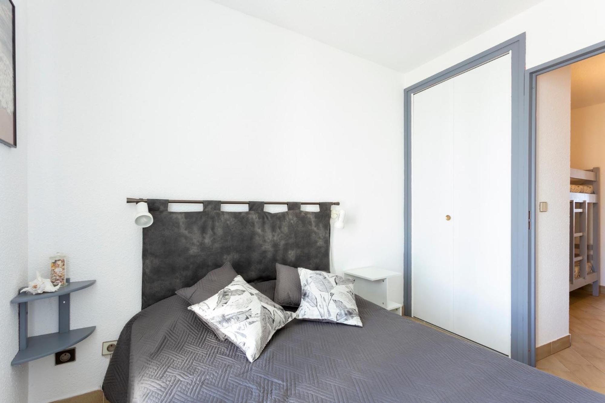 Chez Fabienne - Superbe Appartement Avec Vue Sur La Mer Et Parking La Grande-Motte Eksteriør billede